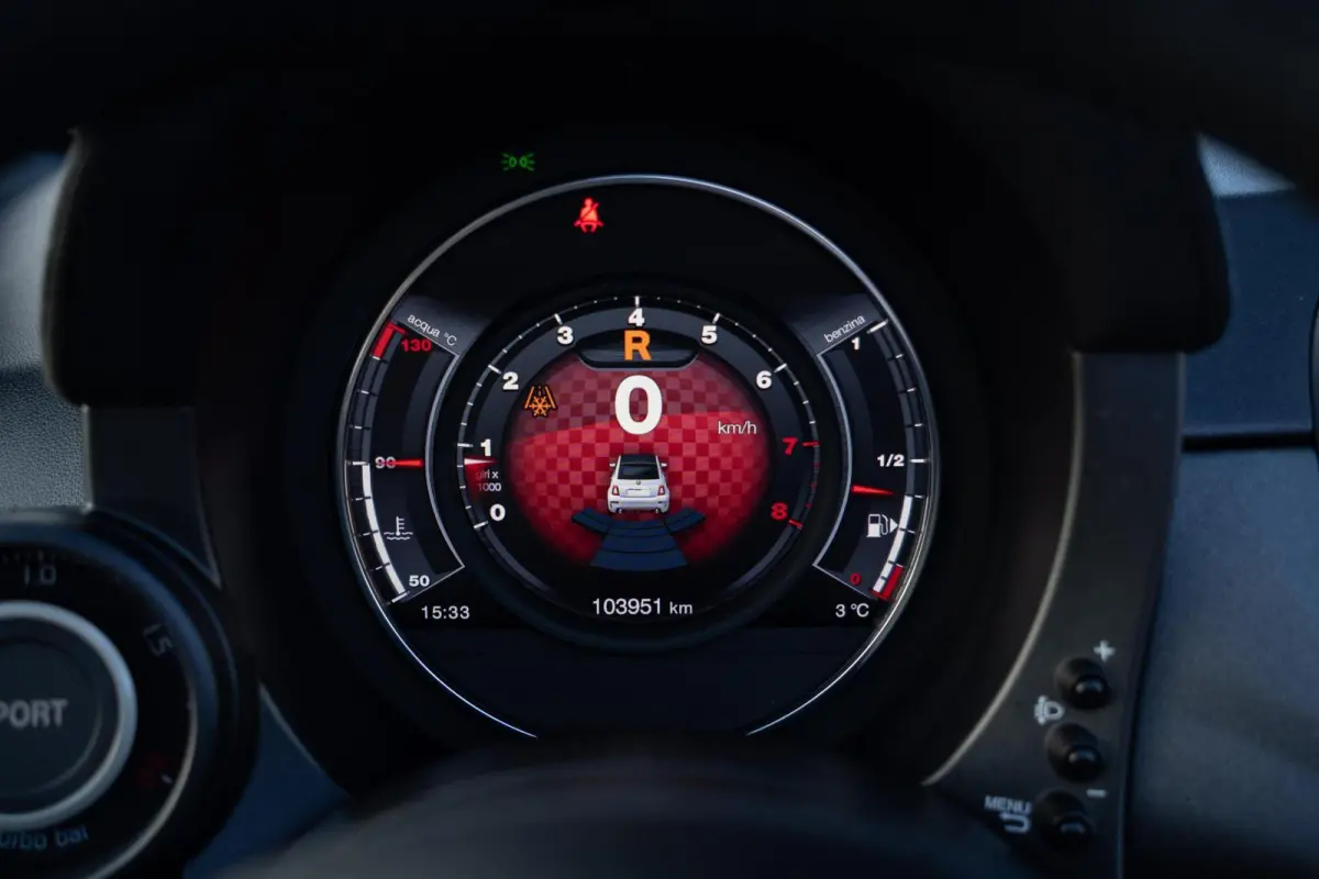 C 1.4 T-Jet Abarth 595 Competizione | 180Pk | Cabrio | Automaat | Brembo | Xenon | Leder | Carbon | Digitaal Dashboard | Dealer Onderhouden