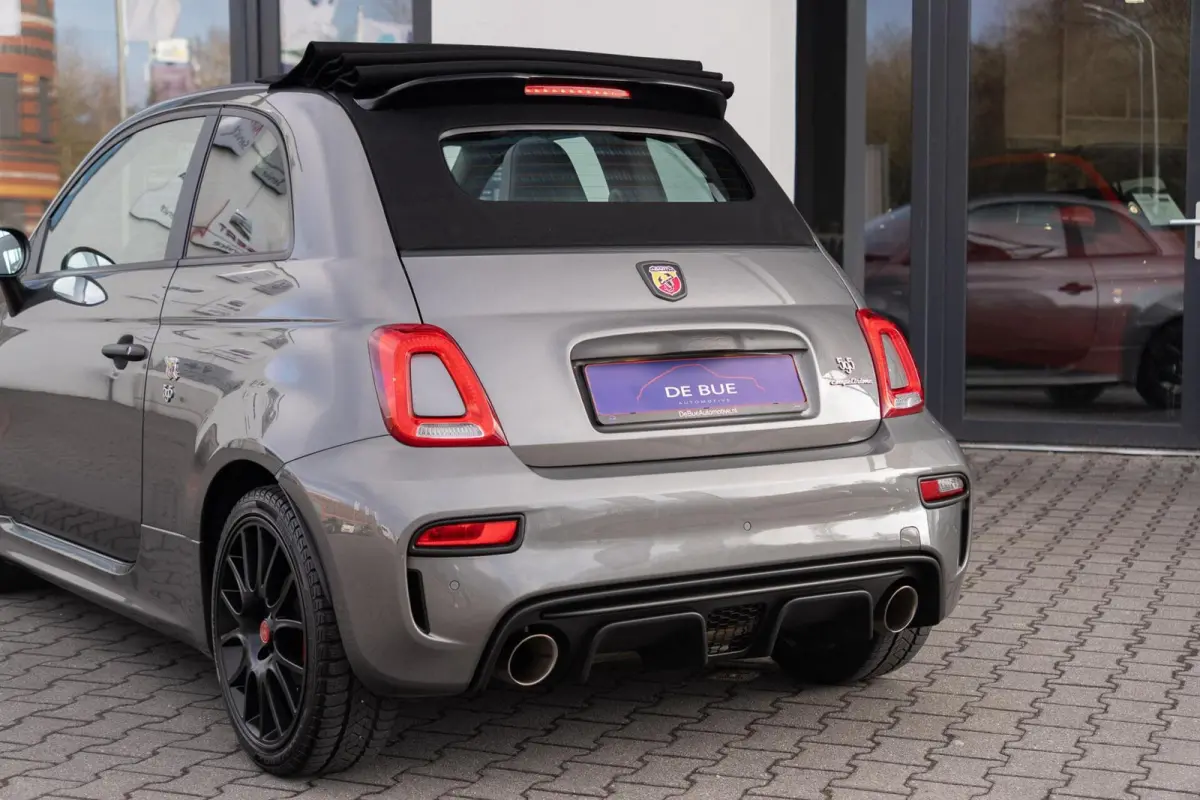 C 1.4 T-Jet Abarth 595 Competizione | 180Pk | Cabrio | Automaat | Brembo | Xenon | Leder | Carbon | Digitaal Dashboard | Dealer Onderhouden
