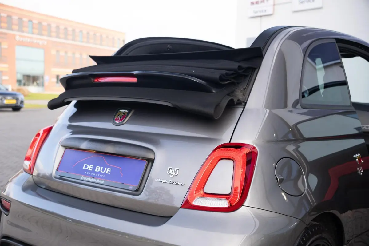 C 1.4 T-Jet Abarth 595 Competizione | 180Pk | Cabrio | Automaat | Brembo | Xenon | Leder | Carbon | Digitaal Dashboard | Dealer Onderhouden