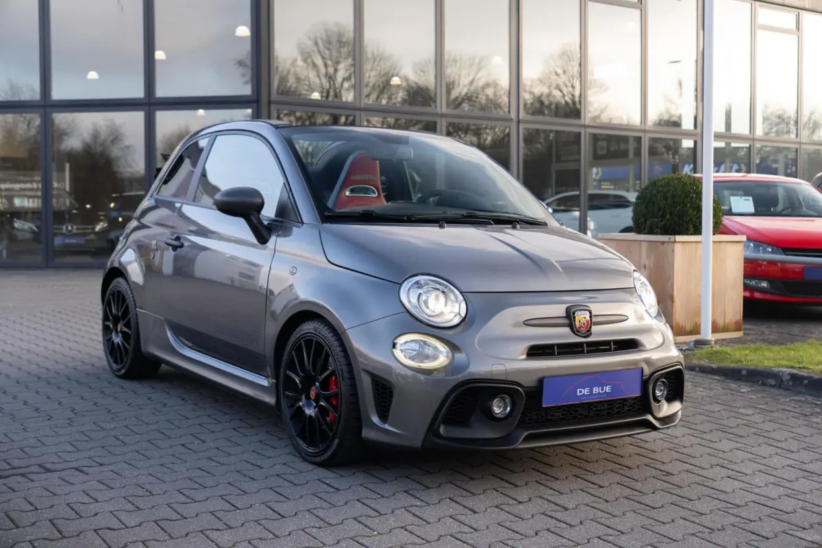 C 1.4 T-Jet Abarth 595 Competizione | 180Pk | Cabrio | Automaat | Brembo | Xenon | Leder | Carbon | Digitaal Dashboard | Dealer Onderhouden