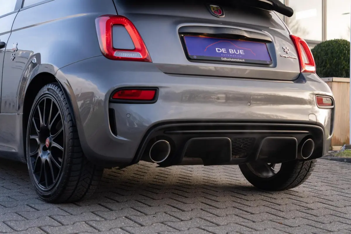 C 1.4 T-Jet Abarth 595 Competizione | 180Pk | Cabrio | Automaat | Brembo | Xenon | Leder | Carbon | Digitaal Dashboard | Dealer Onderhouden