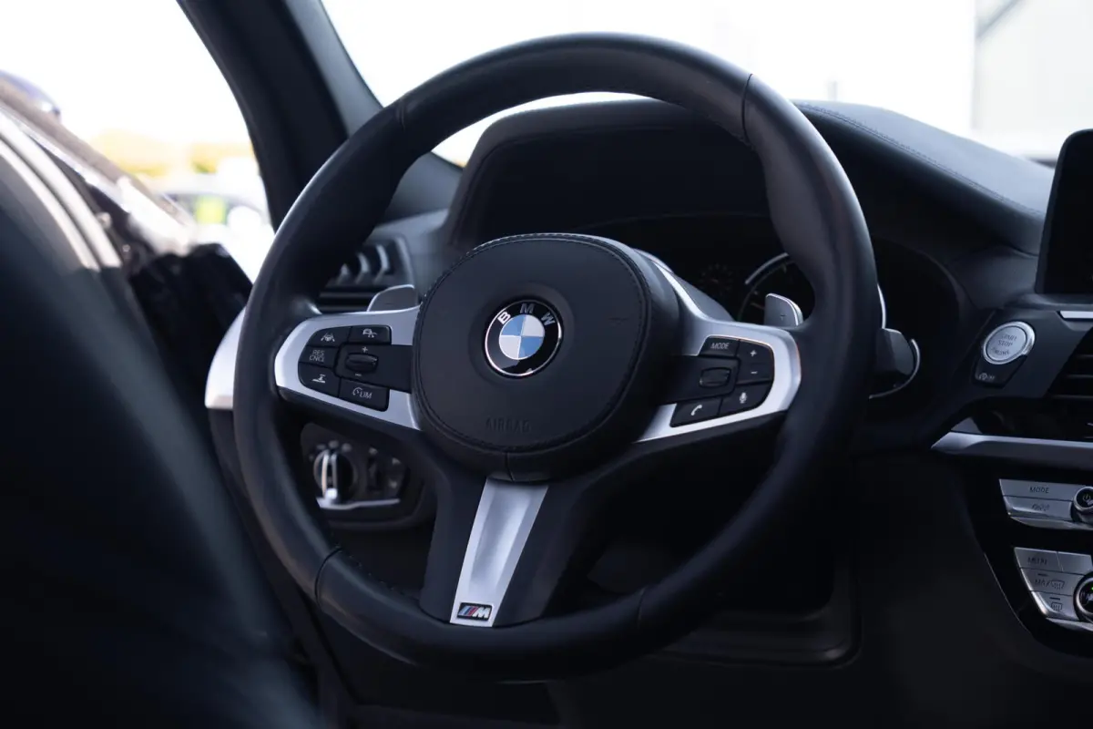 xDrive30i High Executive M-Sport X|Panoramadak|Trekhaak|Leder|Harman Kardon|Individual|Dealer Onderhouden