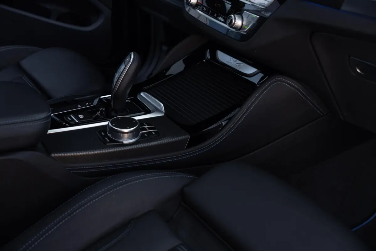 xDrive30i High Executive M-Sport X|Panoramadak|Trekhaak|Leder|Harman Kardon|Individual|Dealer Onderhouden