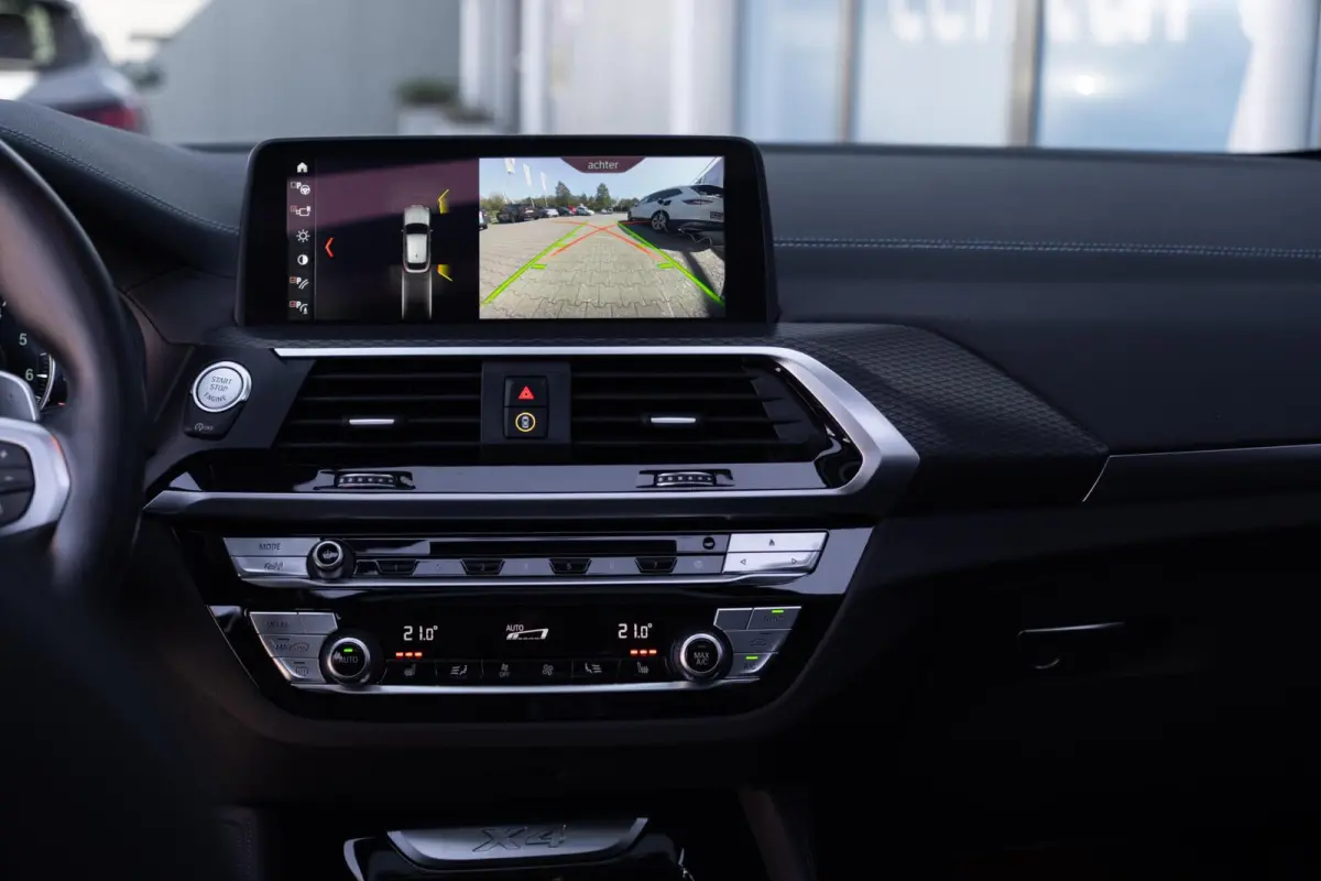 xDrive30i High Executive M-Sport X|Panoramadak|Trekhaak|Leder|Harman Kardon|Individual|Dealer Onderhouden