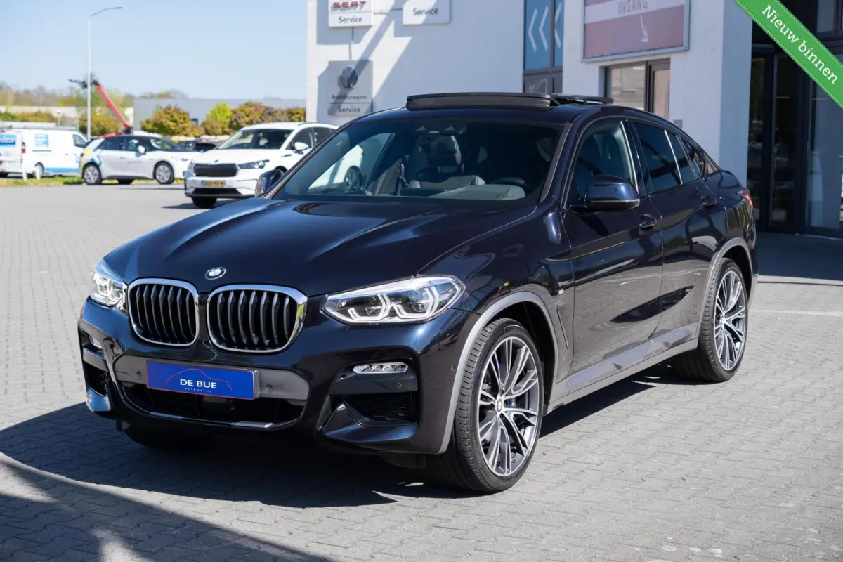 xDrive30i High Executive M-Sport X|Panoramadak|Trekhaak|Leder|Harman Kardon|Individual|Dealer Onderhouden