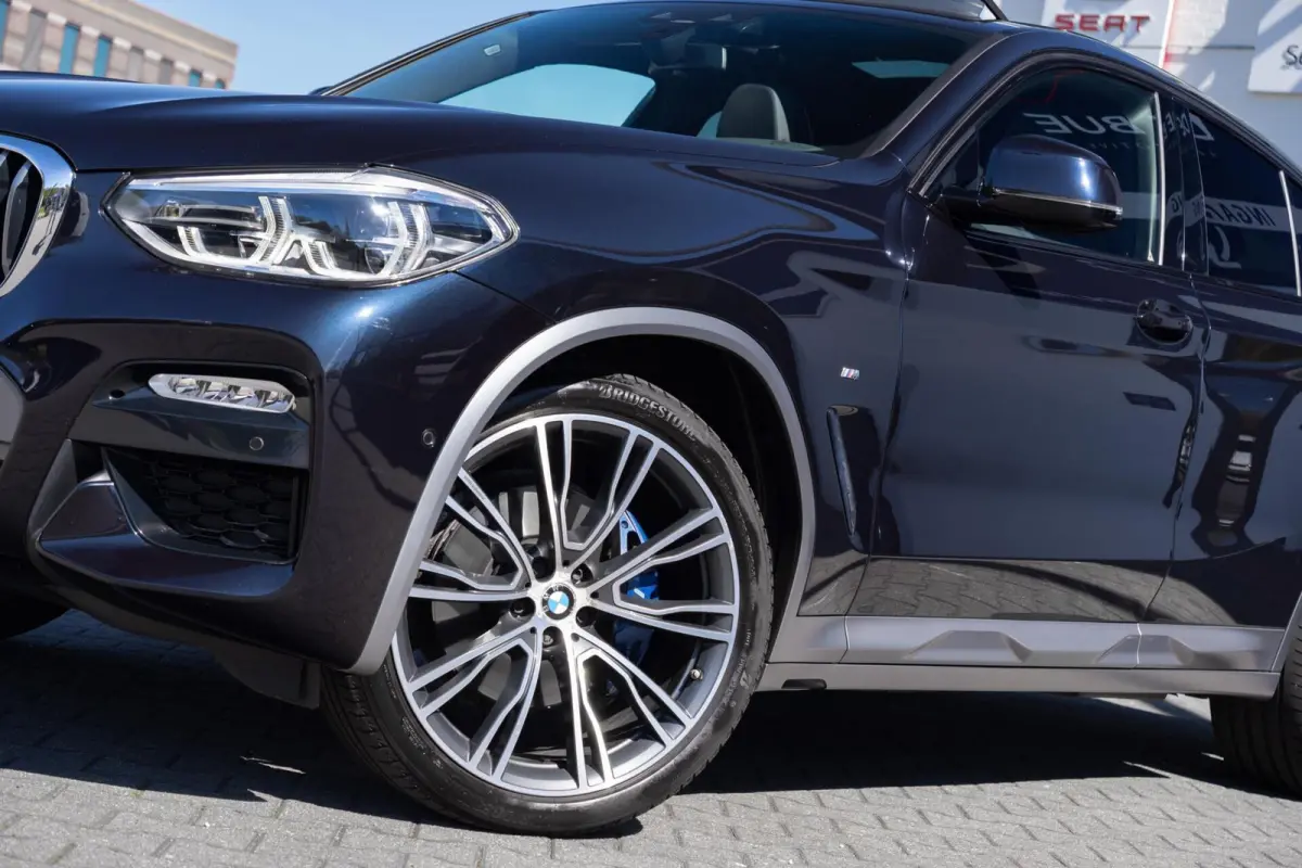 xDrive30i High Executive M-Sport X|Panoramadak|Trekhaak|Leder|Harman Kardon|Individual|Dealer Onderhouden