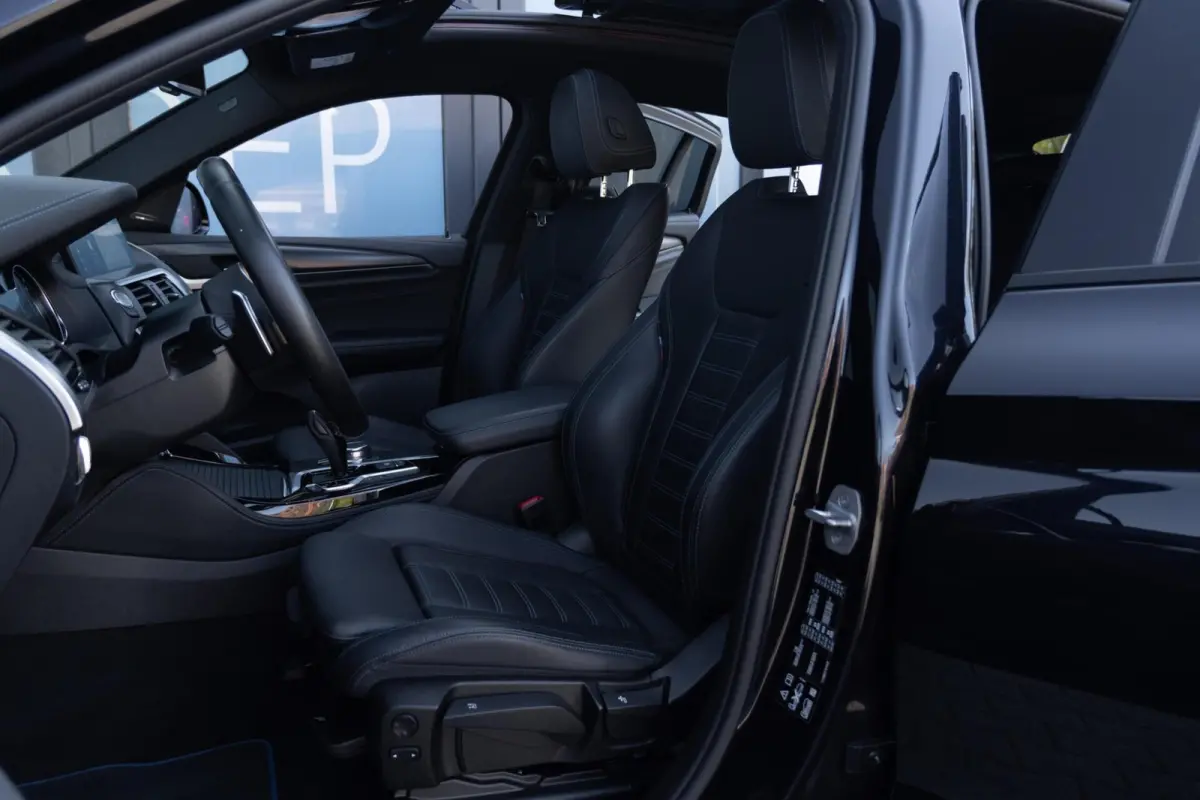 xDrive30i High Executive M-Sport X|Panoramadak|Trekhaak|Leder|Harman Kardon|Individual|Dealer Onderhouden