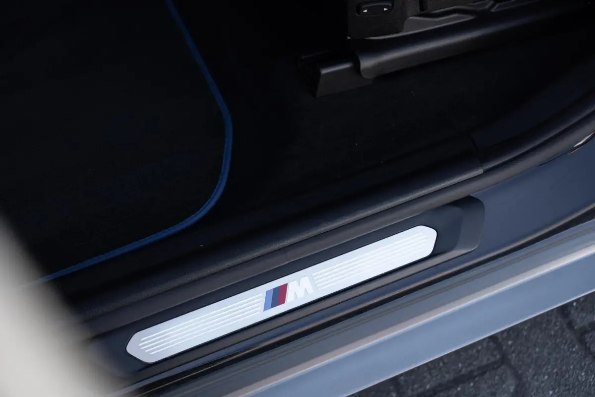 xDrive30i High Executive M-Sport X|Panoramadak|Trekhaak|Leder|Harman Kardon|Individual|Dealer Onderhouden