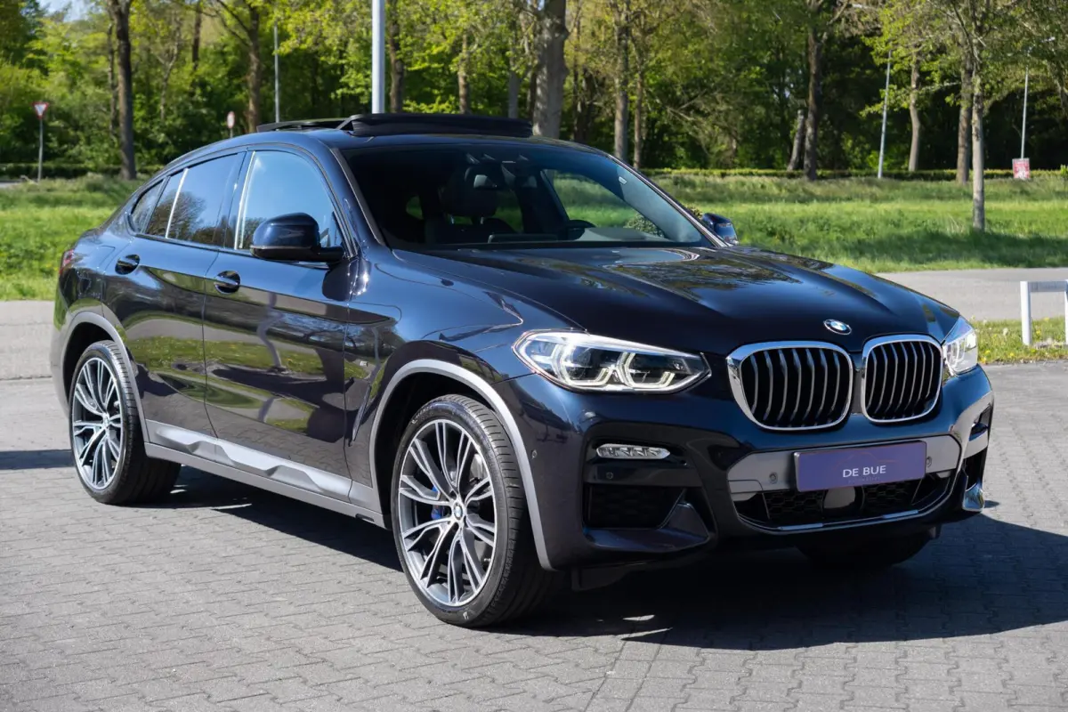 xDrive30i High Executive M-Sport X|Panoramadak|Trekhaak|Leder|Harman Kardon|Individual|Dealer Onderhouden