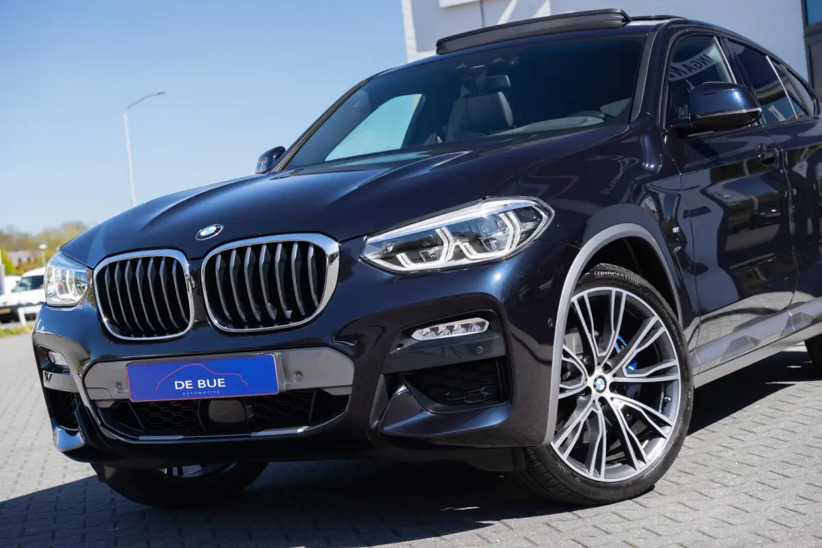 xDrive30i High Executive M-Sport X|Panoramadak|Trekhaak|Leder|Harman Kardon|Individual|Dealer Onderhouden