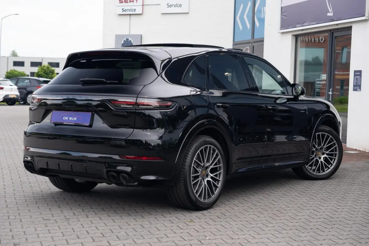 3.0 E-Hybrid Platinum Edition|SportDesign|Trekhaak|Panoramadak|Luchtvering|Keyless|SportChrono|BTW Auto|Dealer Onderhouden