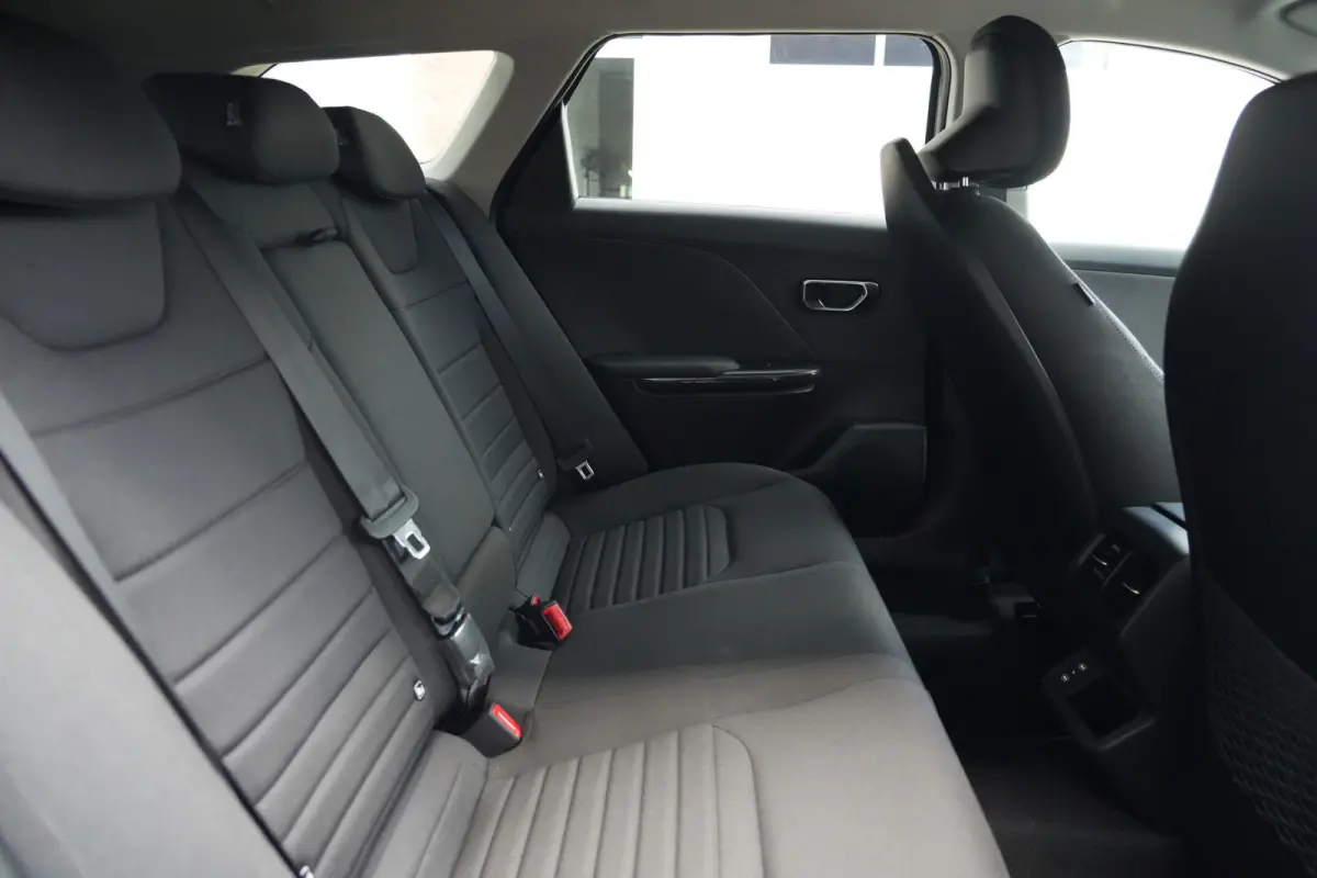 Sportswagon 1.6 T-GDi MHEV GT-Line Launch Edition | 150PK | Navi | Stoelverwarming | Camera | ACC | Kia K4 Sportswagon GT-Line 150 PK Mild Hybrid met 1.6 viercilinder, navigatie, stoelverwar
