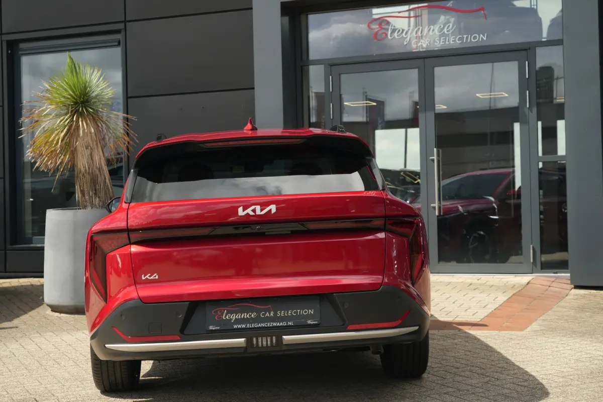 Sportswagon 1.6 T-GDi MHEV GT-Line Launch Edition | 150PK | Navi | Stoelverwarming | Camera | ACC | Kia K4 Sportswagon GT-Line 150 PK Mild Hybrid met 1.6 viercilinder, navigatie, stoelverwar