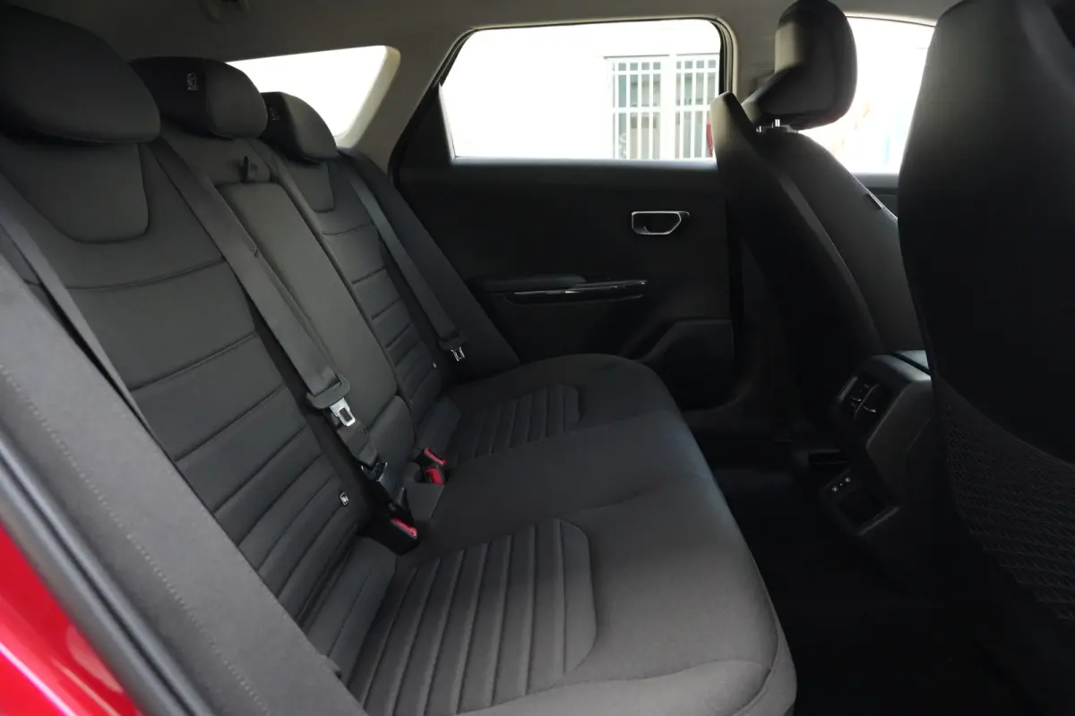 Sportswagon 1.6 T-GDi MHEV GT-Line Launch Edition | 150PK | Navi | Stoelverwarming | Camera | ACC | Kia K4 Sportswagon GT-Line 150 PK Mild Hybrid met 1.6 viercilinder, navigatie, stoelverwar