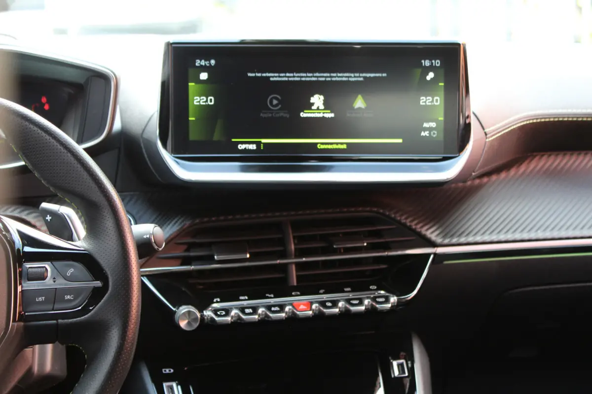 1.2 PureTech 101Pk GT Pack Automaat | 360 camera | Apple carplay/Android Auto