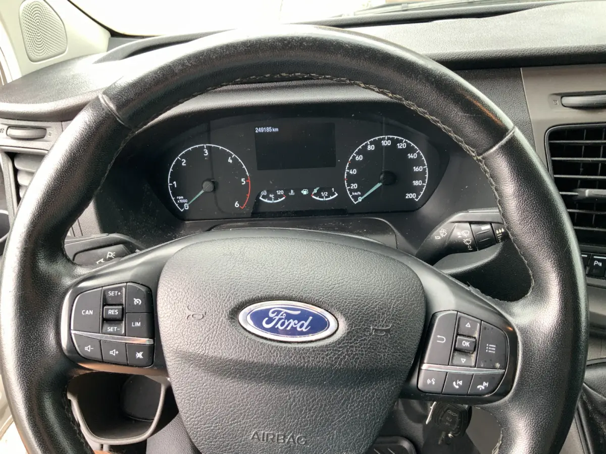 280 2.0 TDCI L1H1 Trend airco Cruise 3 Zits Scherm Trekhaak 2500 kg Euro 6