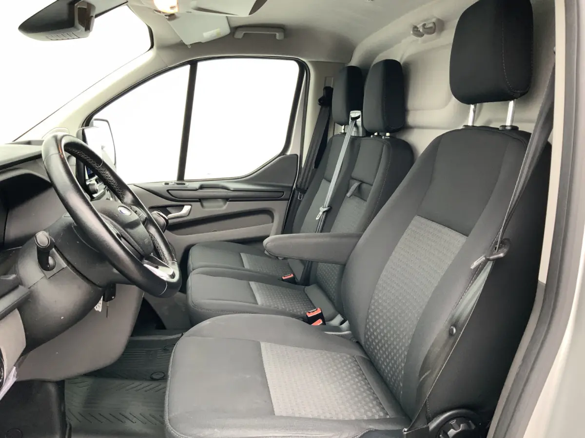280 2.0 TDCI L1H1 Trend airco Cruise 3 Zits Scherm Trekhaak 2500 kg Euro 6