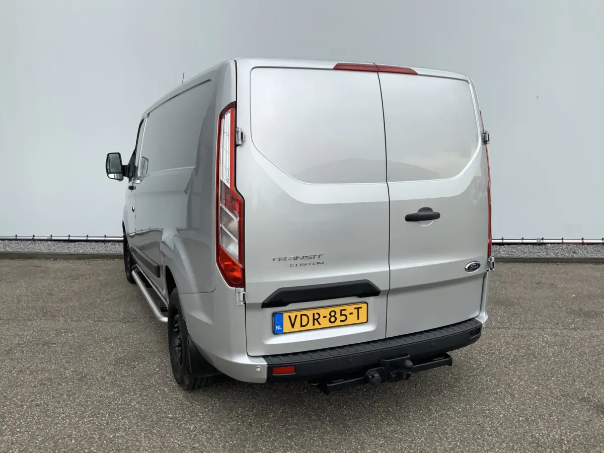 280 2.0 TDCI L1H1 Trend airco Cruise 3 Zits Scherm Trekhaak 2500 kg Euro 6