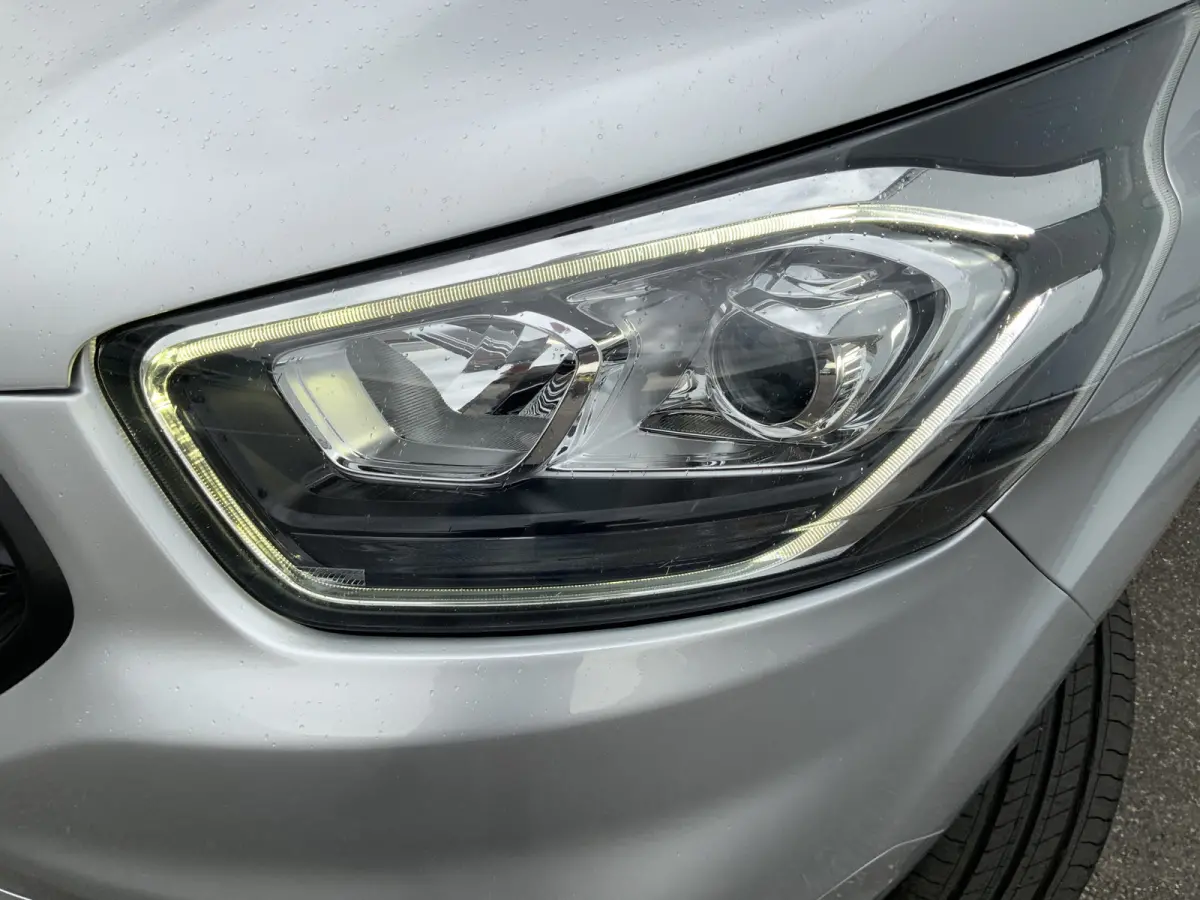 280 2.0 TDCI L1H1 Trend airco Cruise 3 Zits Scherm Trekhaak 2500 kg Euro 6