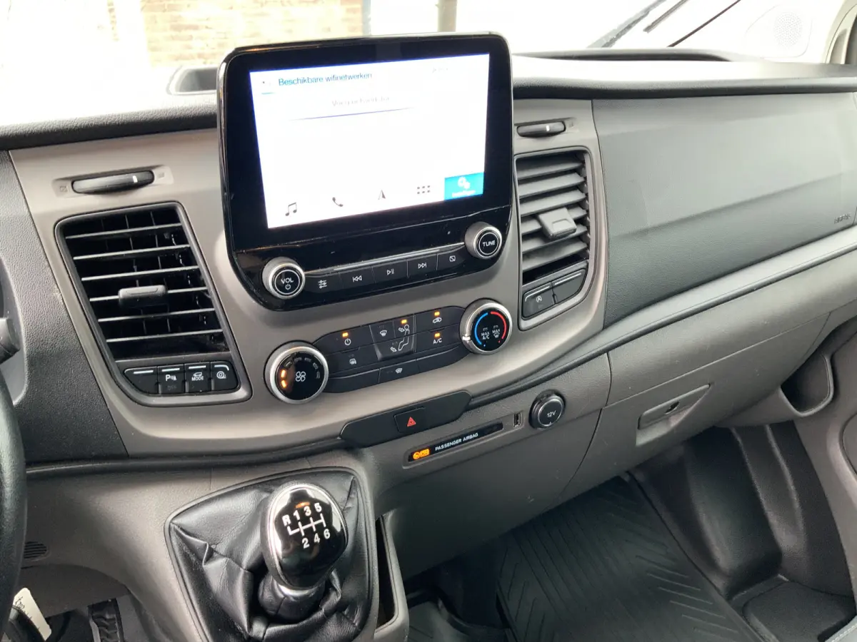 280 2.0 TDCI L1H1 Trend airco Cruise 3 Zits Scherm Trekhaak 2500 kg Euro 6