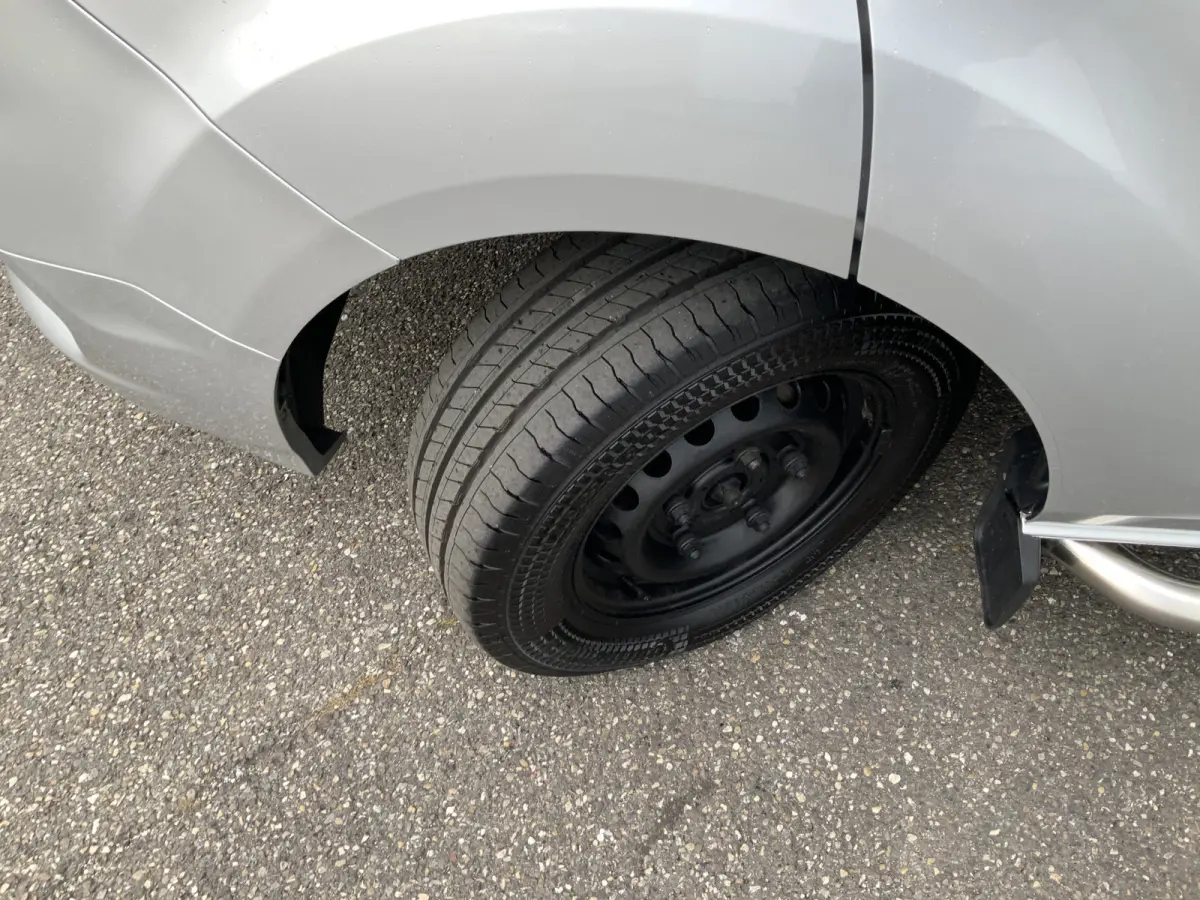 280 2.0 TDCI L1H1 Trend airco Cruise 3 Zits Scherm Trekhaak 2500 kg Euro 6