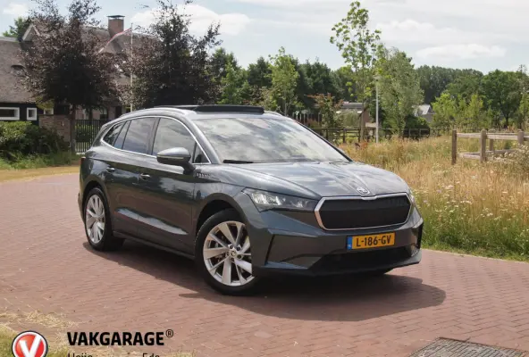80 | Panoramadak | Camera | Head-Up Display | Stoel Memory | ACC | Warmtepomp |