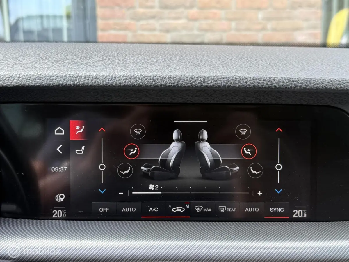 2.0 T AWD Veloce Panodak Leer Navi Carplay Camera Harman Kardon Trekhaak
