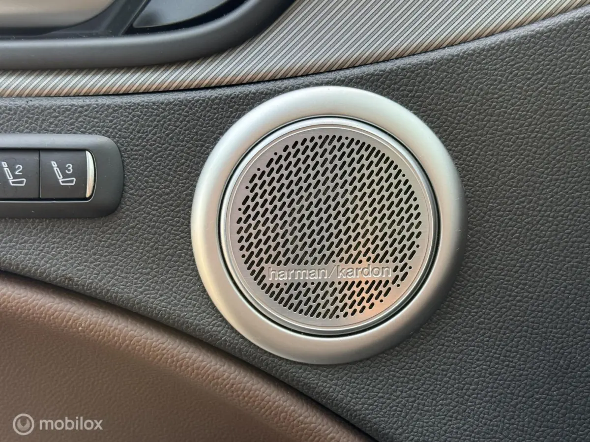 2.0 T AWD Veloce Panodak Leer Navi Carplay Camera Harman Kardon Trekhaak