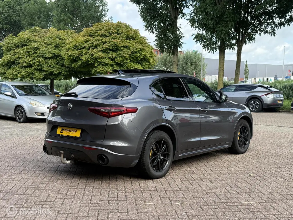 2.0 T AWD Veloce Panodak Leer Navi Carplay Camera Harman Kardon Trekhaak