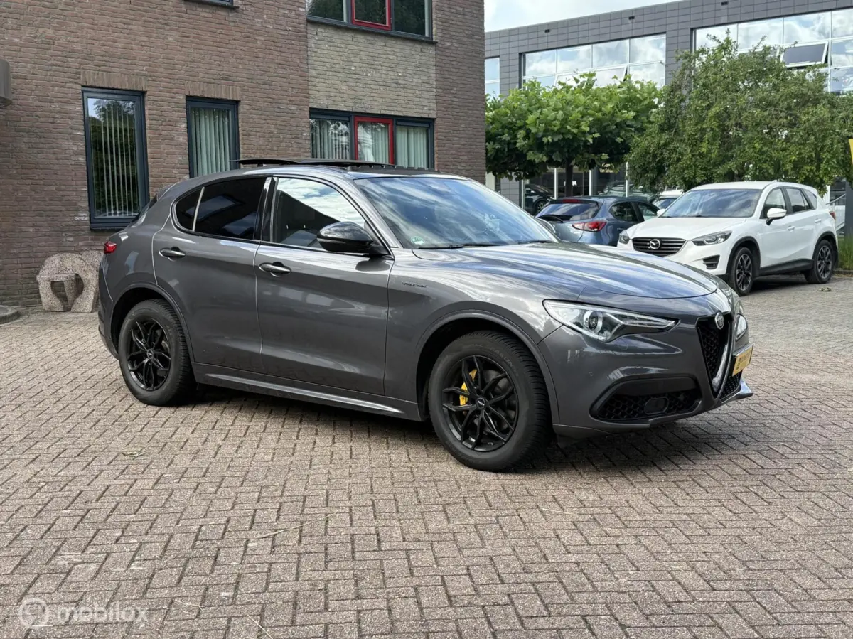 2.0 T AWD Veloce Panodak Leer Navi Carplay Camera Harman Kardon Trekhaak