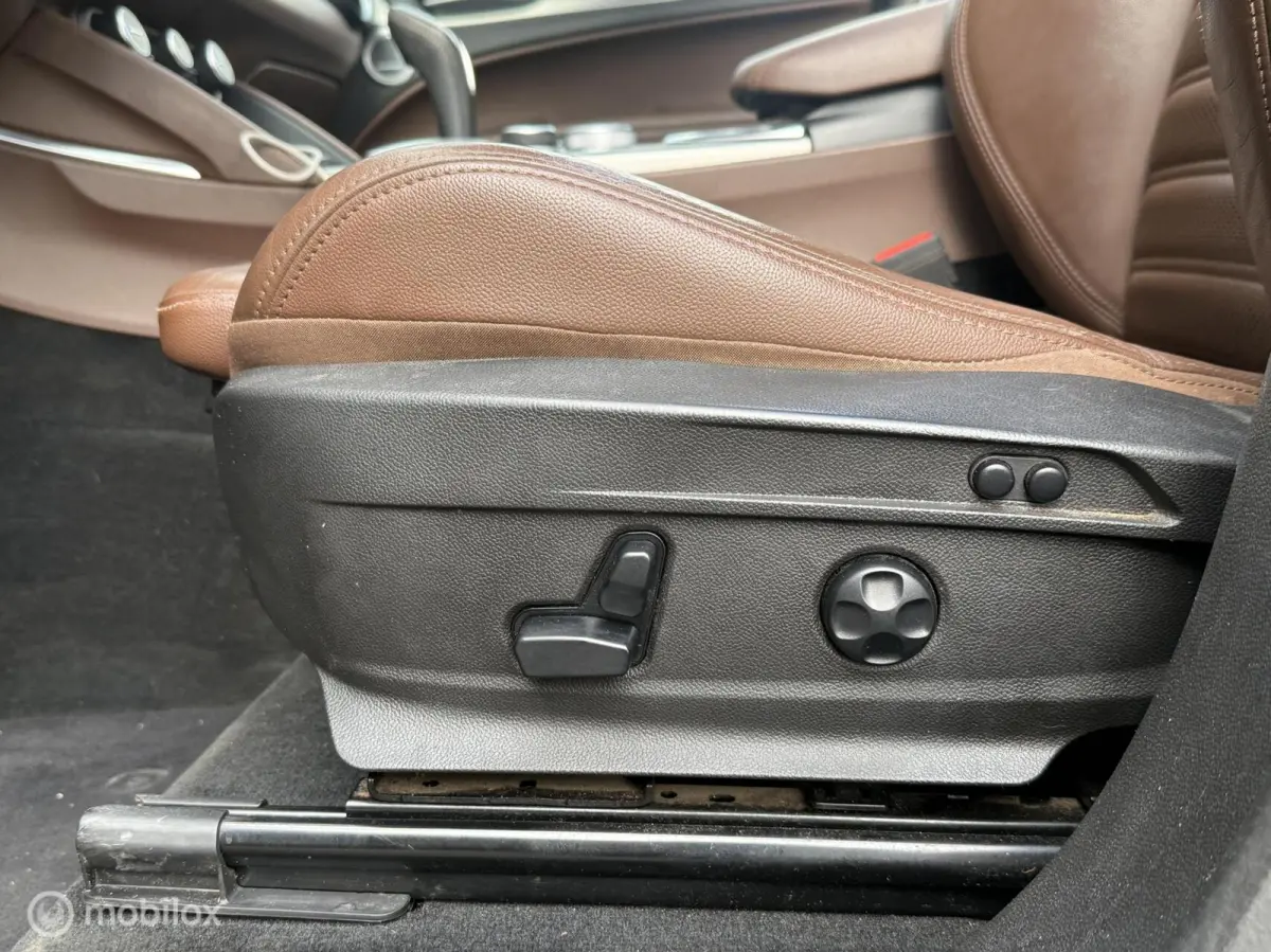 2.0 T AWD Veloce Panodak Leer Navi Carplay Camera Harman Kardon Trekhaak