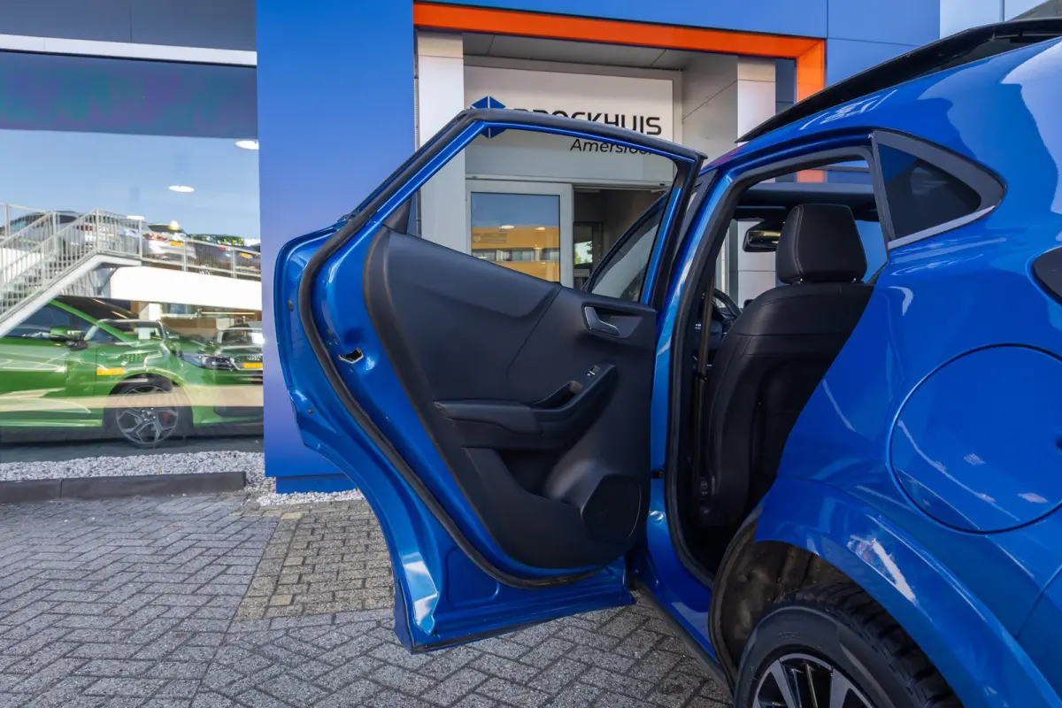 1.0 EcoBoost ST-Line Vignale 155PK | Pano | Stuur/stoel/voorruit verwarming | Cruise adaptief | B&O audio | Camera | Digitaal dashboard | Elektrisch bedienbare achterklep | Keyless | Achteru