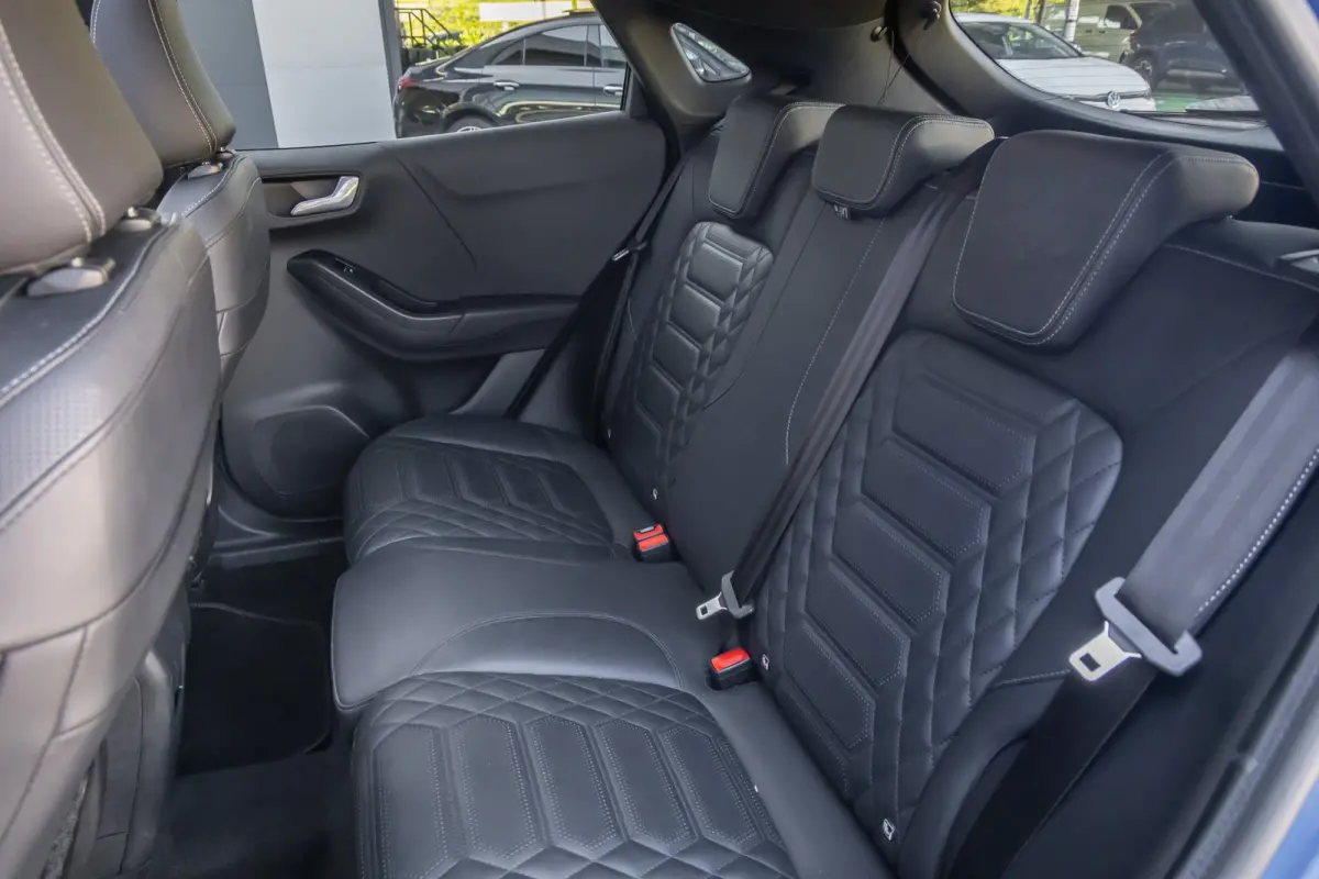 1.0 EcoBoost ST-Line Vignale 155PK | Pano | Stuur/stoel/voorruit verwarming | Cruise adaptief | B&O audio | Camera | Digitaal dashboard | Elektrisch bedienbare achterklep | Keyless | Achteru