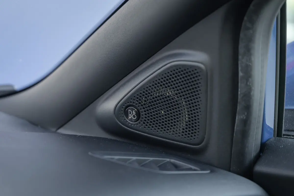 1.0 EcoBoost ST-Line Vignale 155PK | Pano | Stuur/stoel/voorruit verwarming | Cruise adaptief | B&O audio | Camera | Digitaal dashboard | Elektrisch bedienbare achterklep | Keyless | Achteru