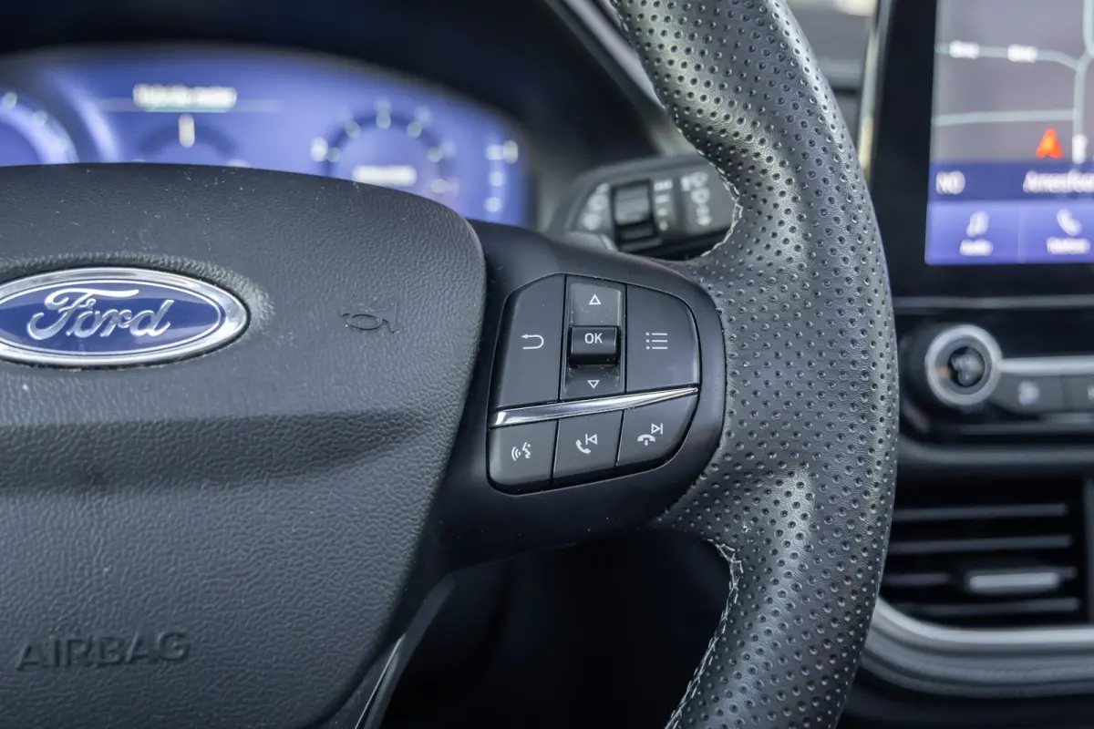1.0 EcoBoost ST-Line Vignale 155PK | Pano | Stuur/stoel/voorruit verwarming | Cruise adaptief | B&O audio | Camera | Digitaal dashboard | Elektrisch bedienbare achterklep | Keyless | Achteru