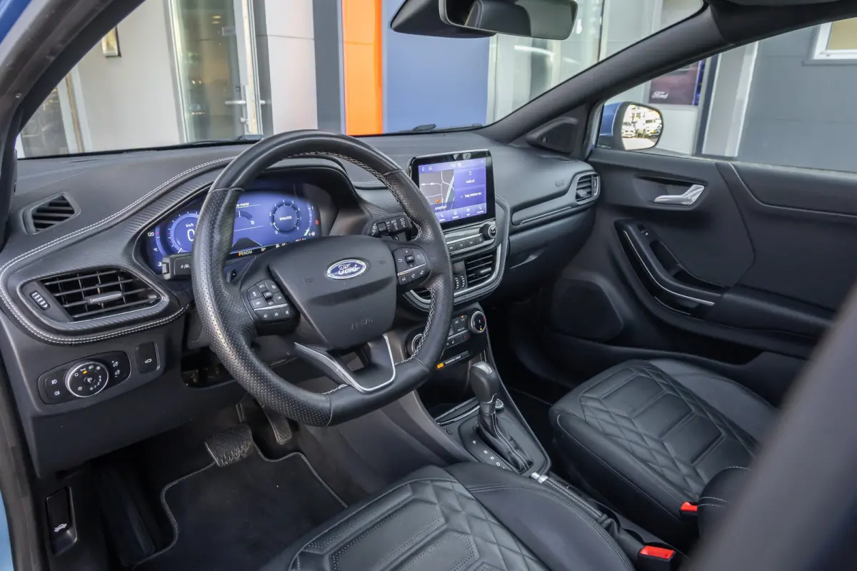 1.0 EcoBoost ST-Line Vignale 155PK | Pano | Stuur/stoel/voorruit verwarming | Cruise adaptief | B&O audio | Camera | Digitaal dashboard | Elektrisch bedienbare achterklep | Keyless | Achteru