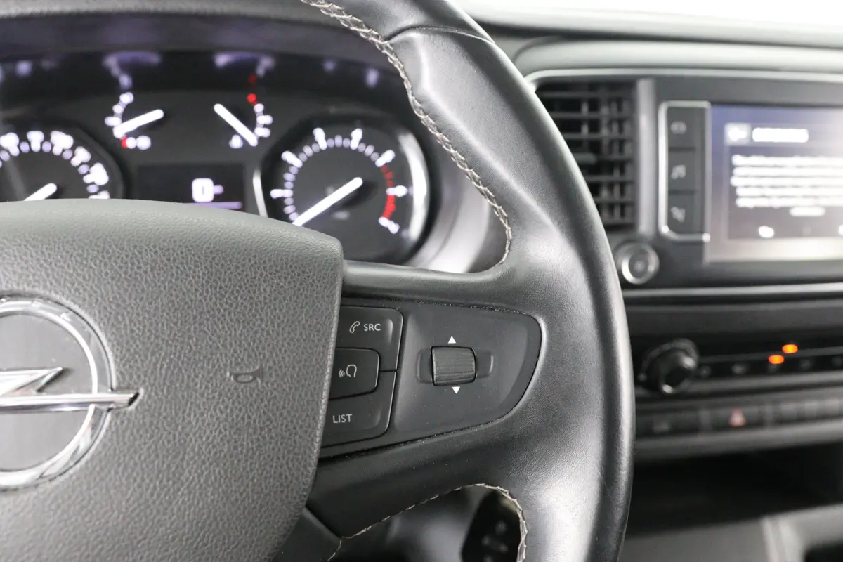 1.5 CDTI L2H1 Edition | Camera | Parkeersensoren | Navigatie | Apple Carplay & Android Auto | Cruise Control | Airco |