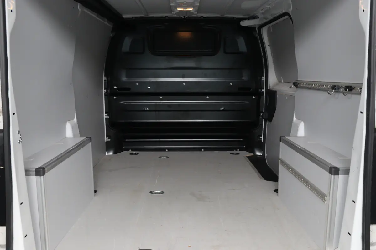 1.5 CDTI L2H1 Edition | Camera | Parkeersensoren | Navigatie | Apple Carplay & Android Auto | Cruise Control | Airco |