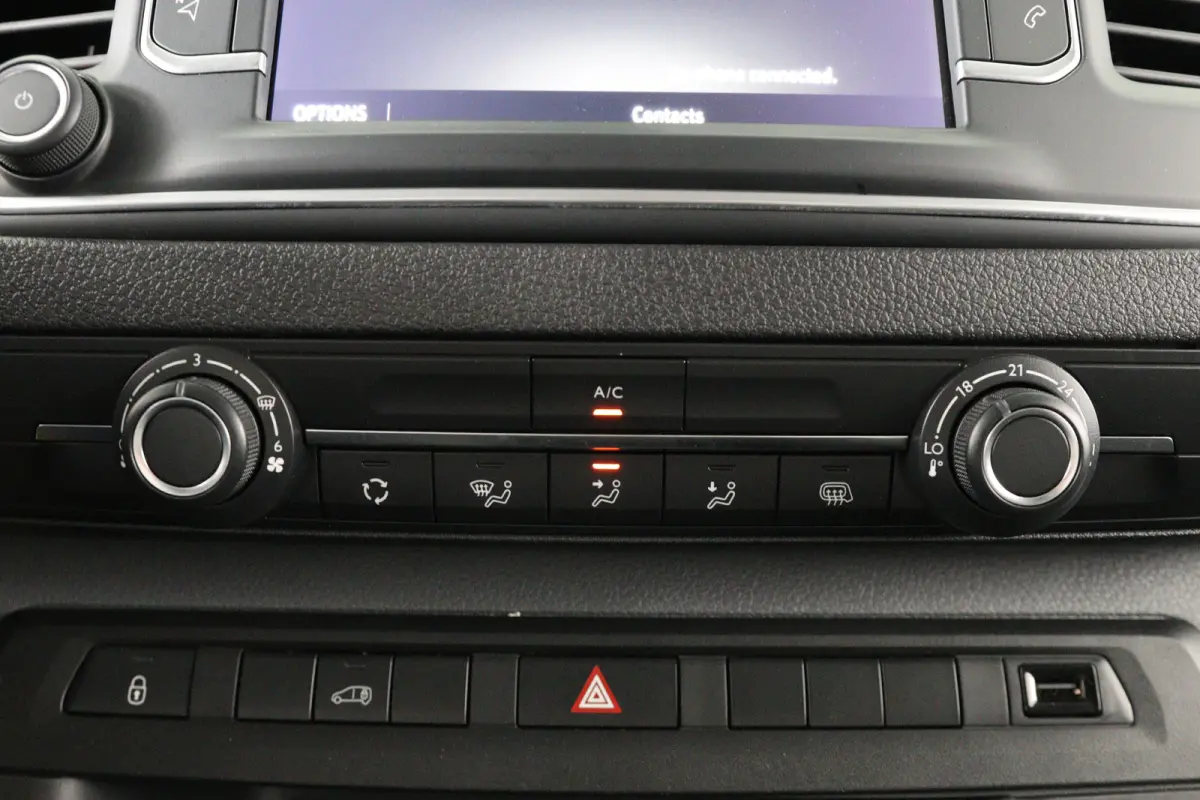1.5 CDTI L2H1 Edition | Camera | Parkeersensoren | Navigatie | Apple Carplay & Android Auto | Cruise Control | Airco |