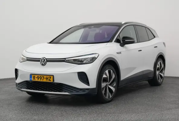 First 77 kWh | CAMERA | ADAPTIVE | STOEL- EN STUURVERW. | TREKHAAK