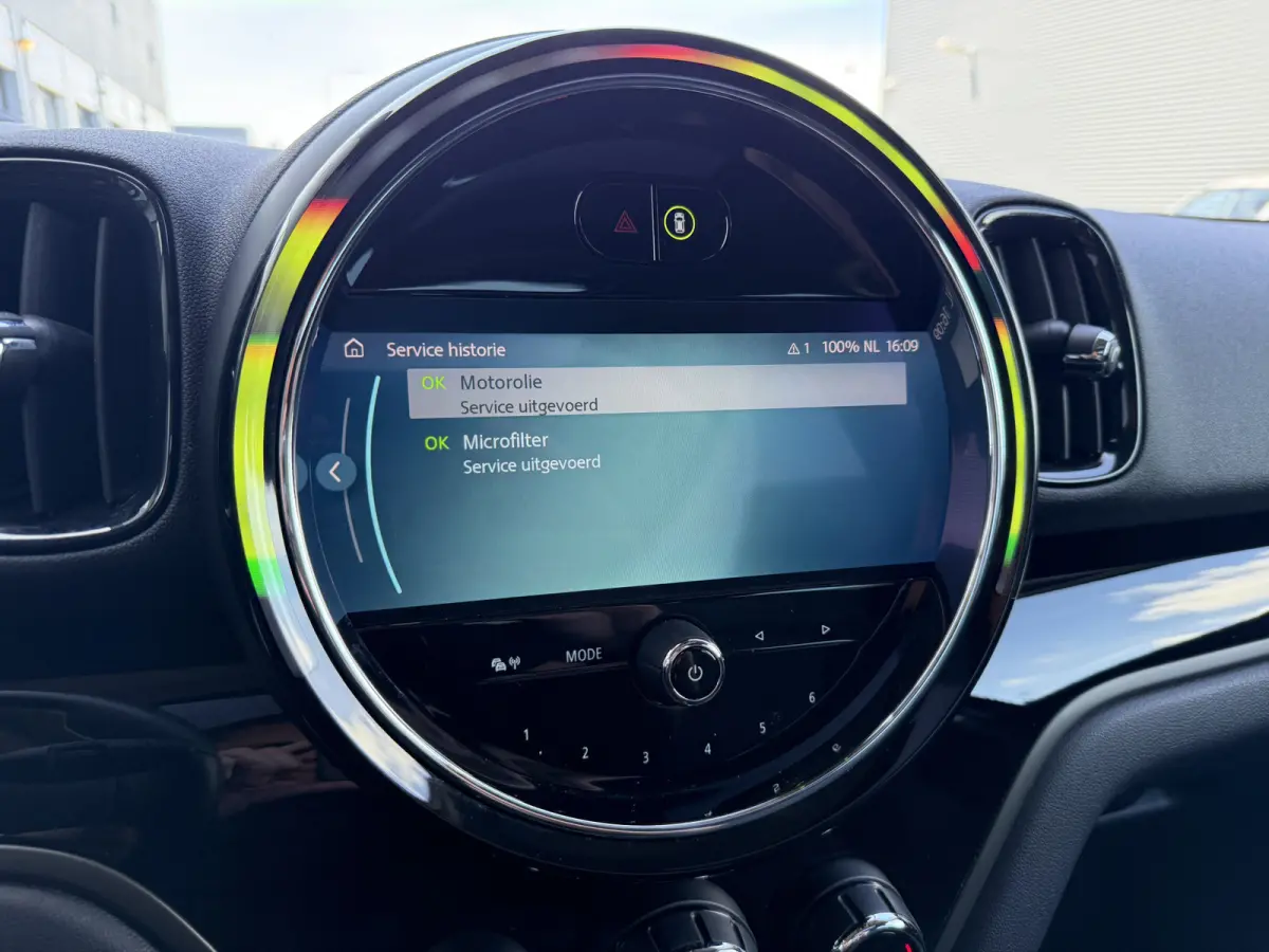 2.0 Cooper SE ALL4 Pano/Leder/H&K/Camera