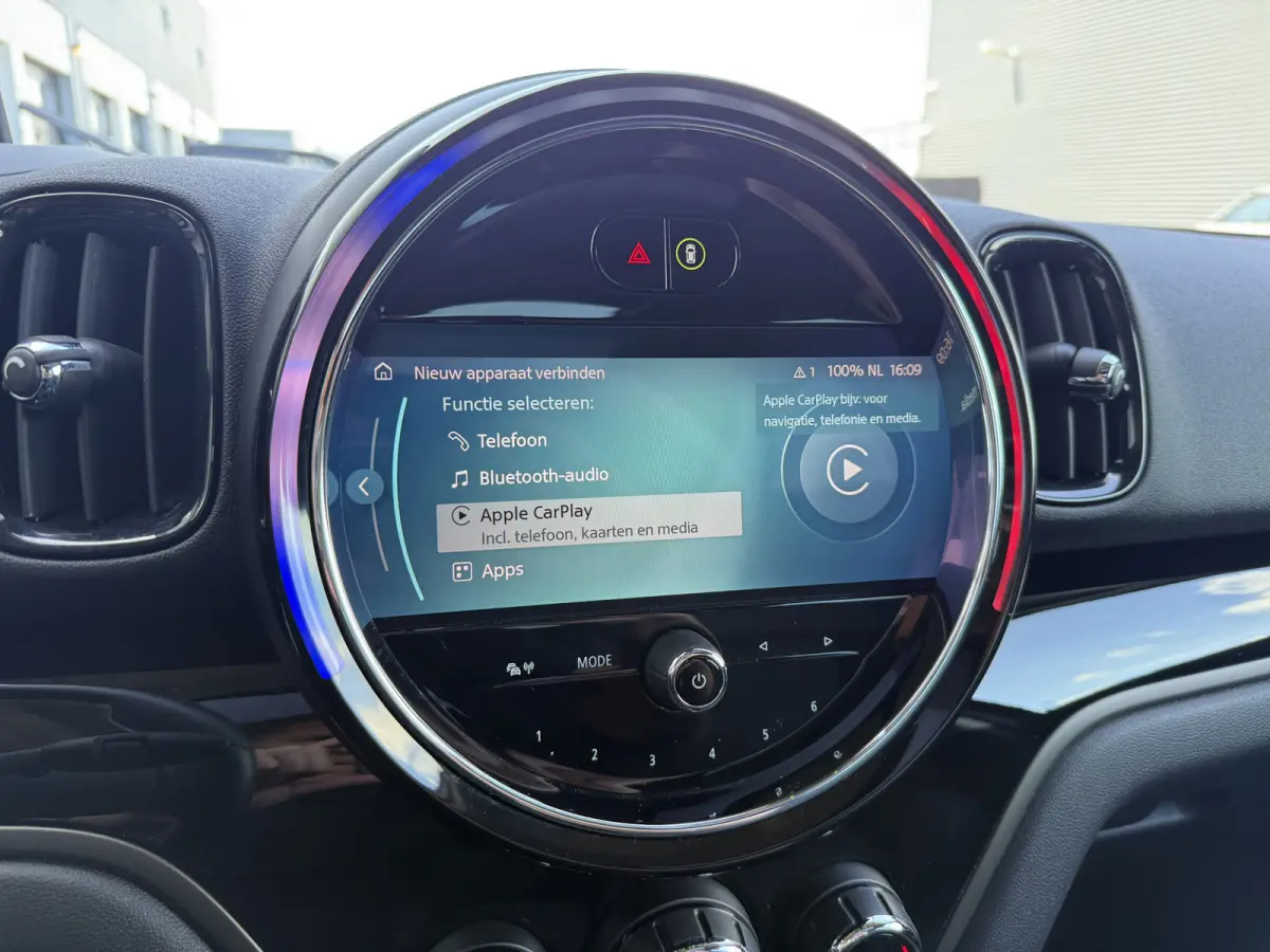 2.0 Cooper SE ALL4 Pano/Leder/H&K/Camera