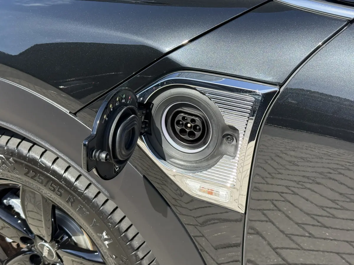 2.0 Cooper SE ALL4 Pano/Leder/H&K/Camera