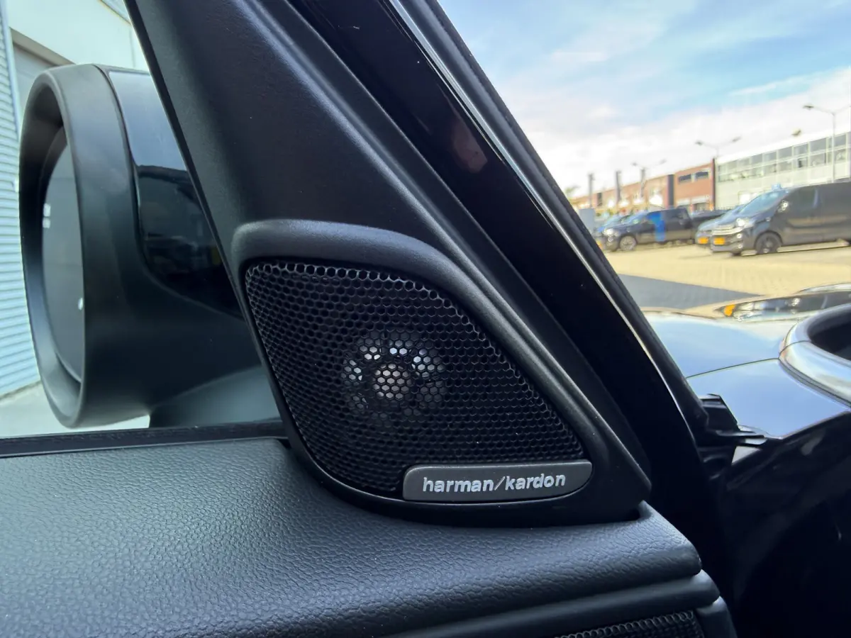 2.0 Cooper SE ALL4 Pano/Leder/H&K/Camera