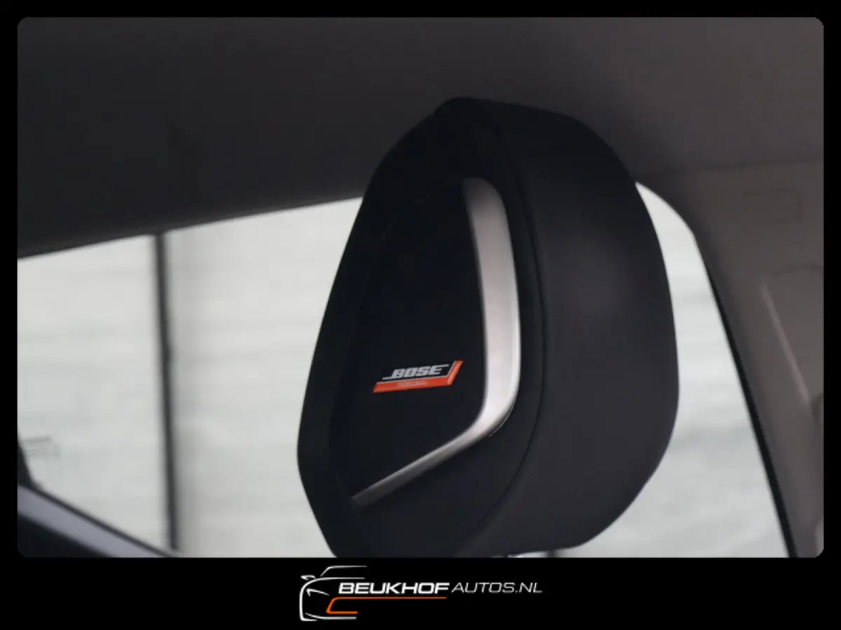 1.0 IG-T N-Design Carplay Navigatie Bose Audio