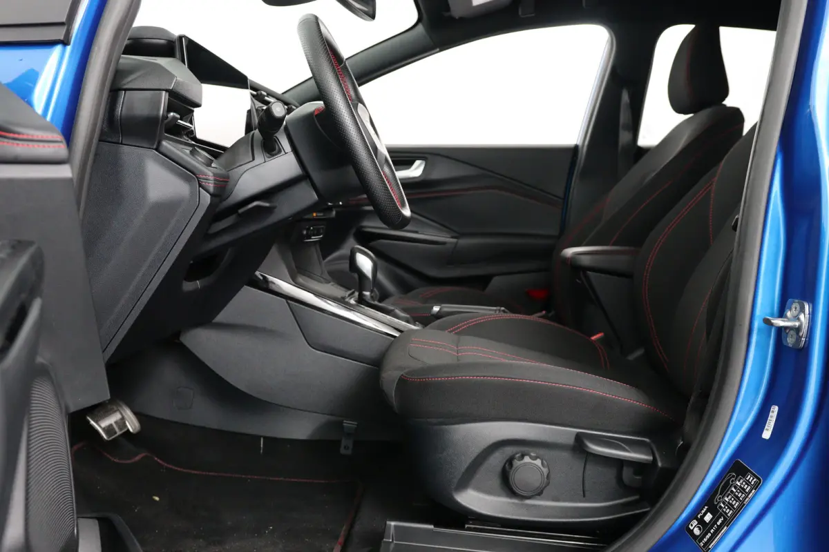 1.0 EcoBoost ST-Line | Automaat! | Winterpack | LED | Camera | Clima | Navi | Keyless | DAB | Parkeersensoren | Lichtmetalen Velgen