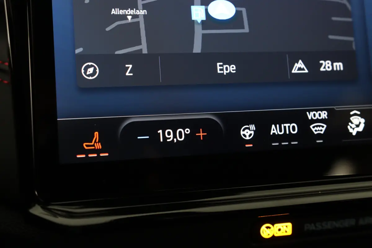 1.0 EcoBoost ST-Line | Automaat! | Winterpack | LED | Camera | Clima | Navi | Keyless | DAB | Parkeersensoren | Lichtmetalen Velgen