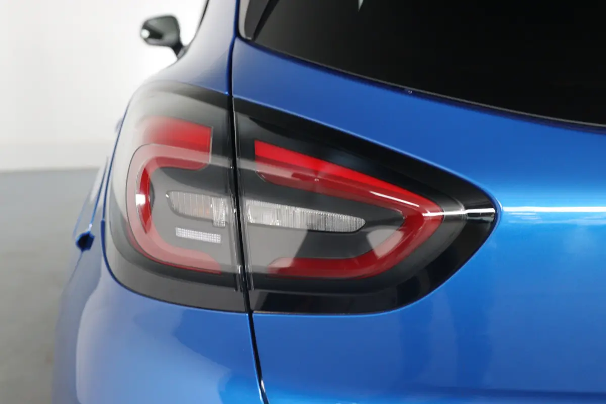 1.0 EcoBoost ST-Line | Automaat! | Winterpack | LED | Camera | Clima | Navi | Keyless | DAB | Parkeersensoren | Lichtmetalen Velgen