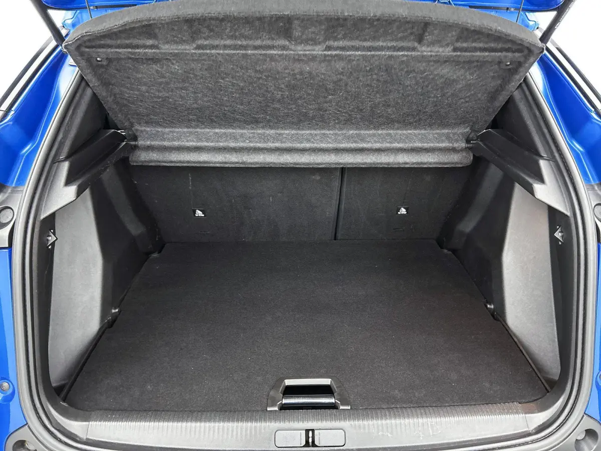 EV Blue Lease Allure 50 kWh | Navigatie | ACCU 90% | Apple Carplay/Android Auto | Climate Control |