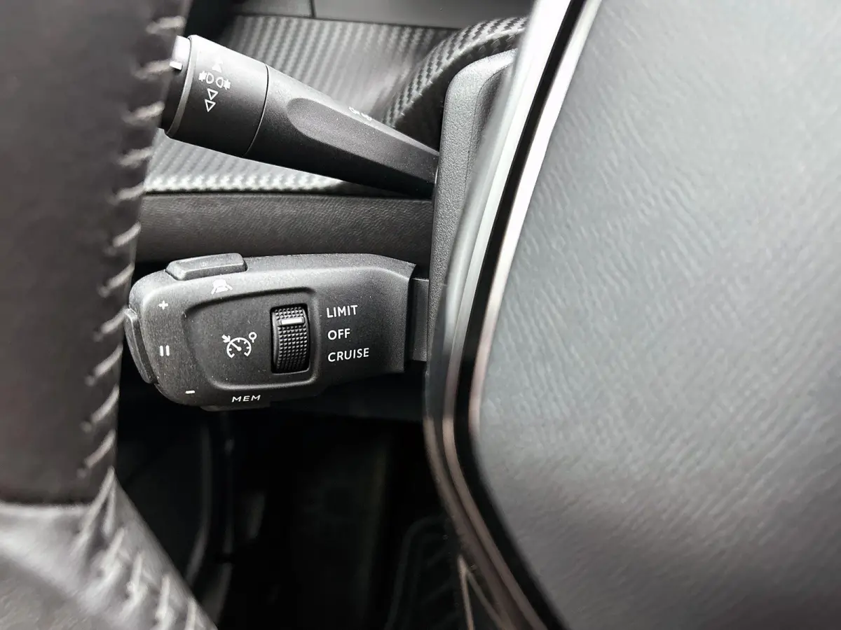 EV Blue Lease Allure 50 kWh | Navigatie | ACCU 90% | Apple Carplay/Android Auto | Climate Control |